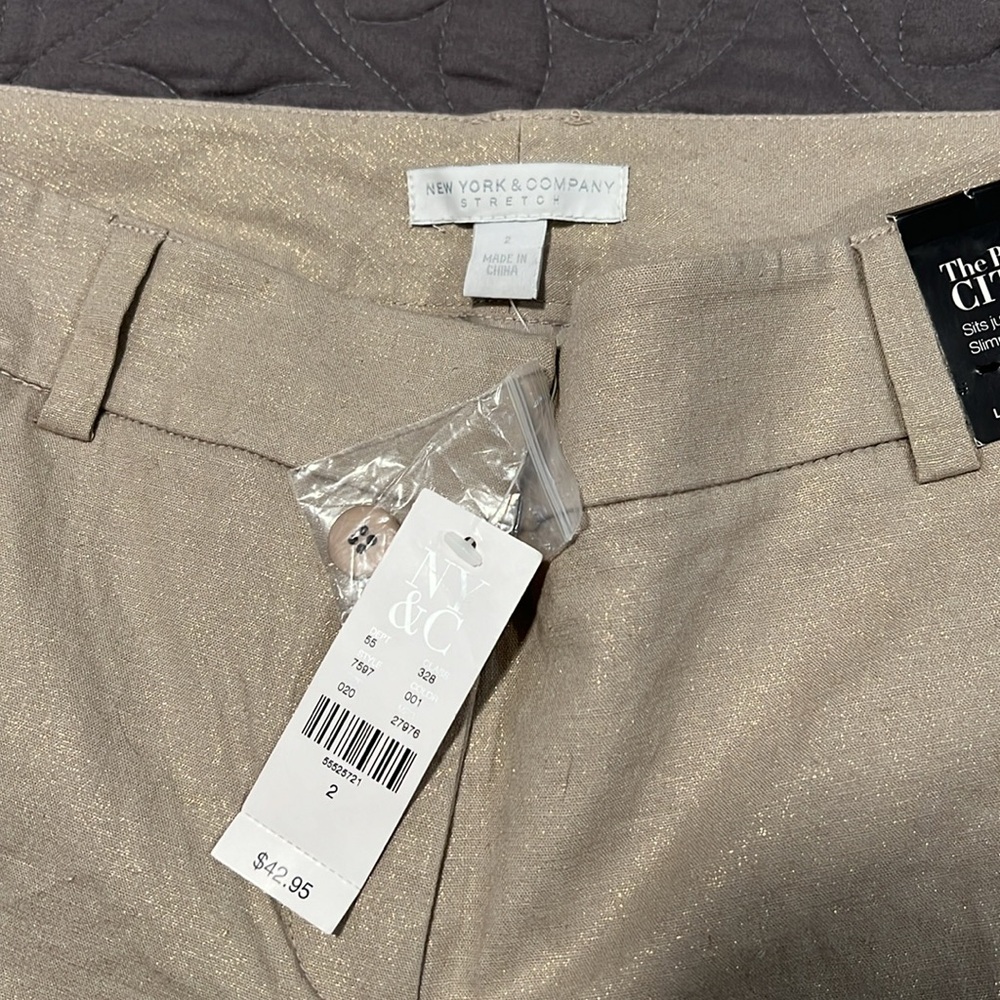New York and Company Size 2 Bermuda Shorts. NWT. - Picture 5 of 6